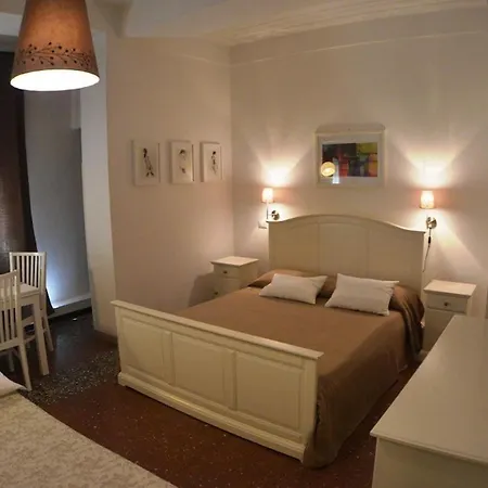 Al 171 Family 1-4p Apartment Rome